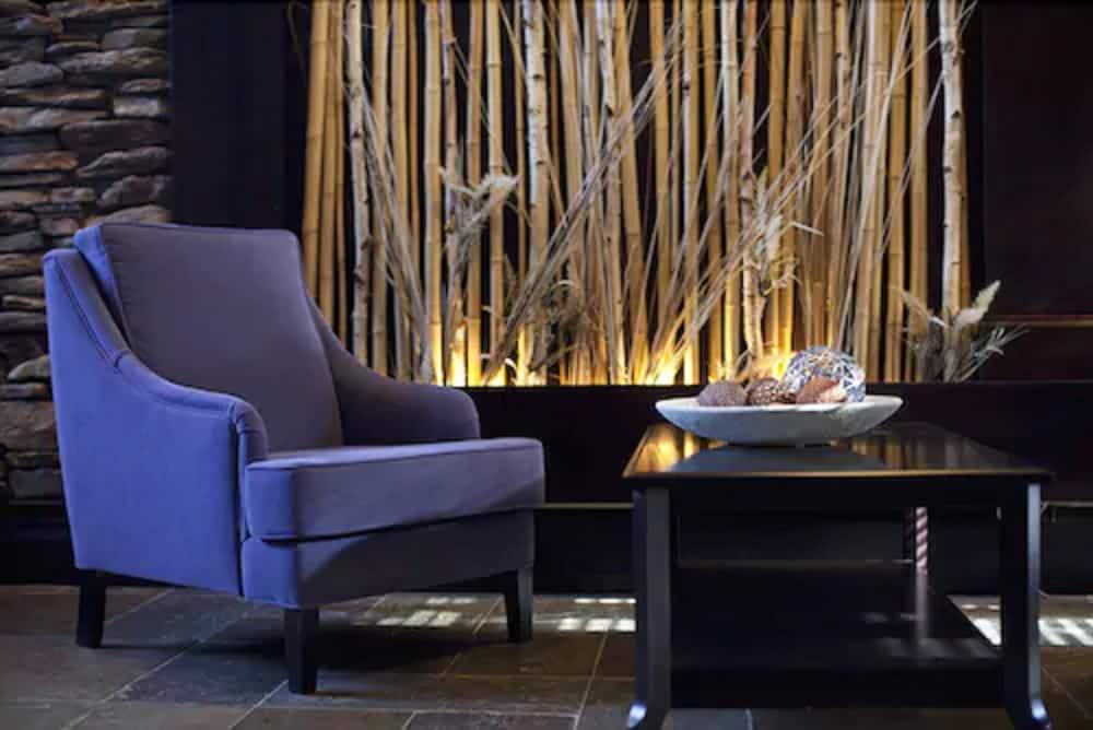 เดอะ โฮเต็ล ออน พาวนัล Hotel ชาร์ลอตต์ทาวน์ ภายนอก รูปภาพ