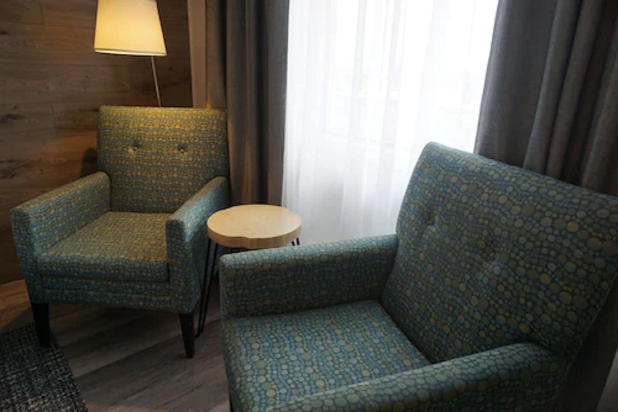 เดอะ โฮเต็ล ออน พาวนัล Hotel ชาร์ลอตต์ทาวน์ ภายนอก รูปภาพ