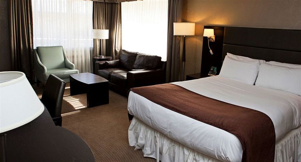 เดอะ โฮเต็ล ออน พาวนัล Hotel ชาร์ลอตต์ทาวน์ ภายนอก รูปภาพ